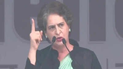 vulgar-and-insulting-priyanka-gandhi-flags-assam-cm-sarmas-remarks-on-kharge-seeks-pm-modis-clarification.jpg