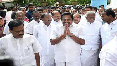 aiadmk-factions-fight-over-legislature-party-leader-post.jpg