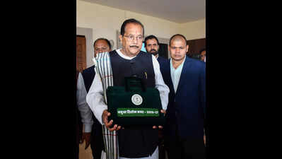 ranchi-feb-24-ani-jharkhand-finance-minister-radha-kishan-kishore-arrives-du.jpg