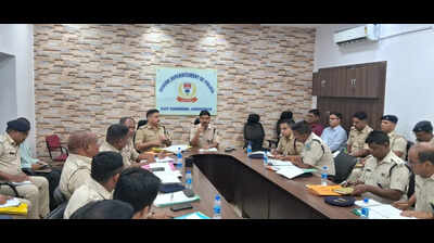 667608fc-f379-4f4c-a5dc-6e6ee3c12e21_ssp_piyush_pandey_reviews_security_preparations_with_police_officials_ahead_of_muharram_processionwebp.jpg