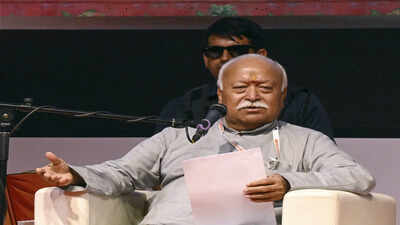 rss-chief-mohan-bhagwat-during-a-lecture-meeting-in-kerala.jpg