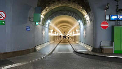 tunnel.jpg