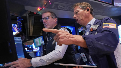 wall-street-trading-visuals-file-photo-ap.jpg