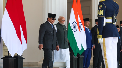 1783410210_pm-modi-in-indonesia.jpg