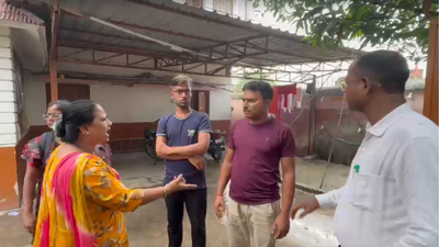 parents-protest-alleged-child-labour-assault-at-jharkhand-residential-school.jpg