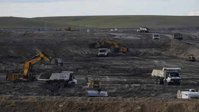 photos-of-open-pit-coal-mining-in-china.jpg