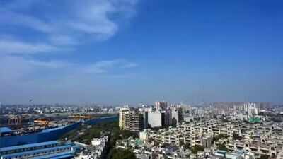 rain-washes-particles-out-of-the-atmosphere-humidity-suppresses-dust-and-stronger-winds-disperse-pollutants-more-widely.jpg
