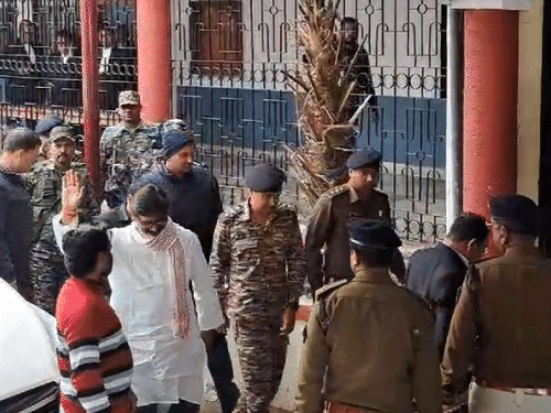 बड़गाई जमीन मामले में हेमंत की नहीं हुई पेशी शनिवार को भी नहीं हो सकी थी पेशी आरोप तय करने की अगली तिथि…